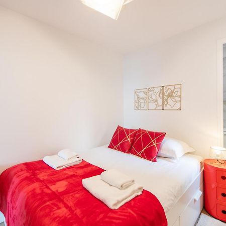 Spacious And Bright 2-Bedroom Large Apartment Very Close To Paris - Near Metro บูโลญบียองกูร์ ภายนอก รูปภาพ