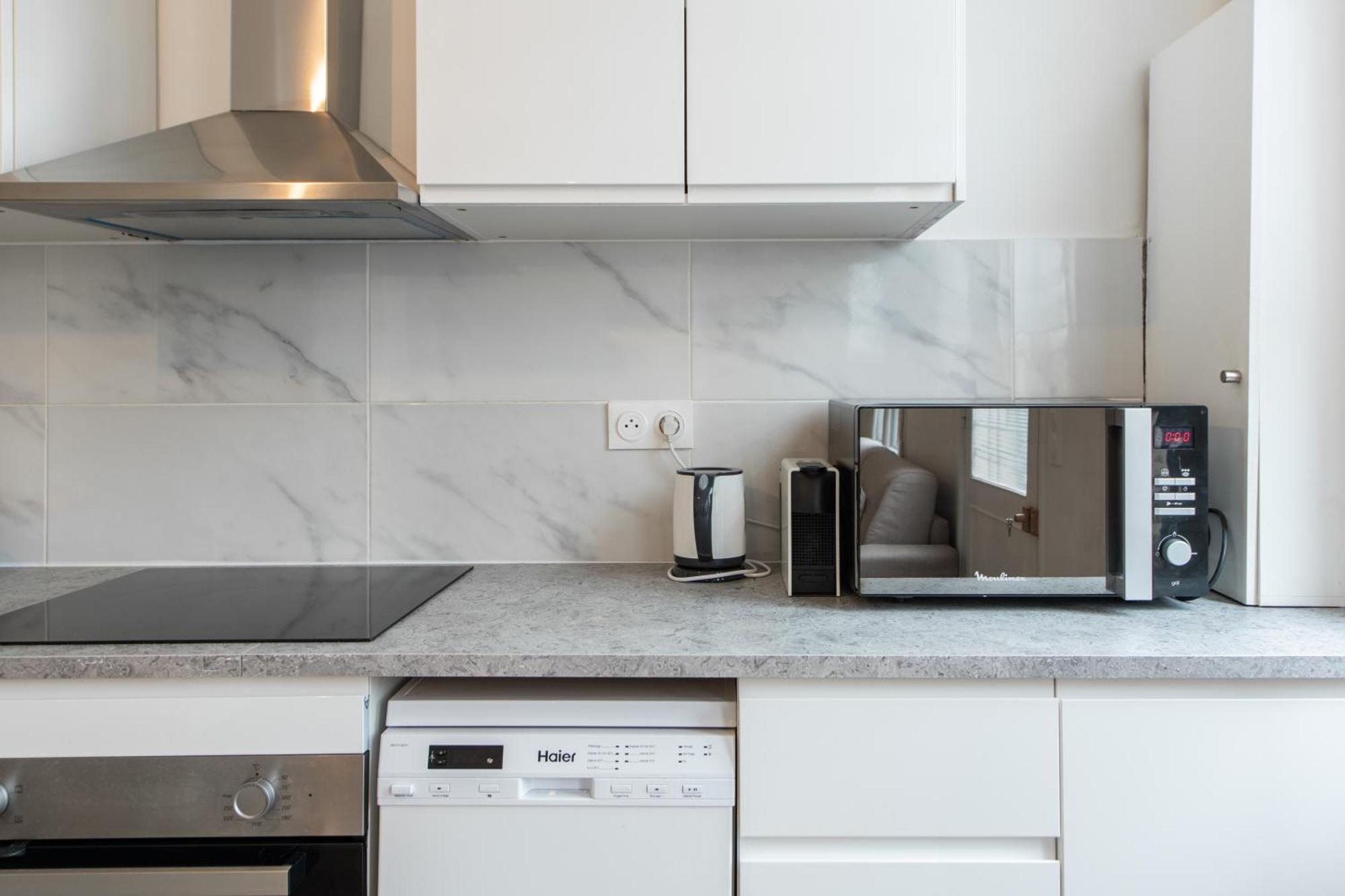 Spacious And Bright 2-Bedroom Large Apartment Very Close To Paris - Near Metro บูโลญบียองกูร์ ภายนอก รูปภาพ