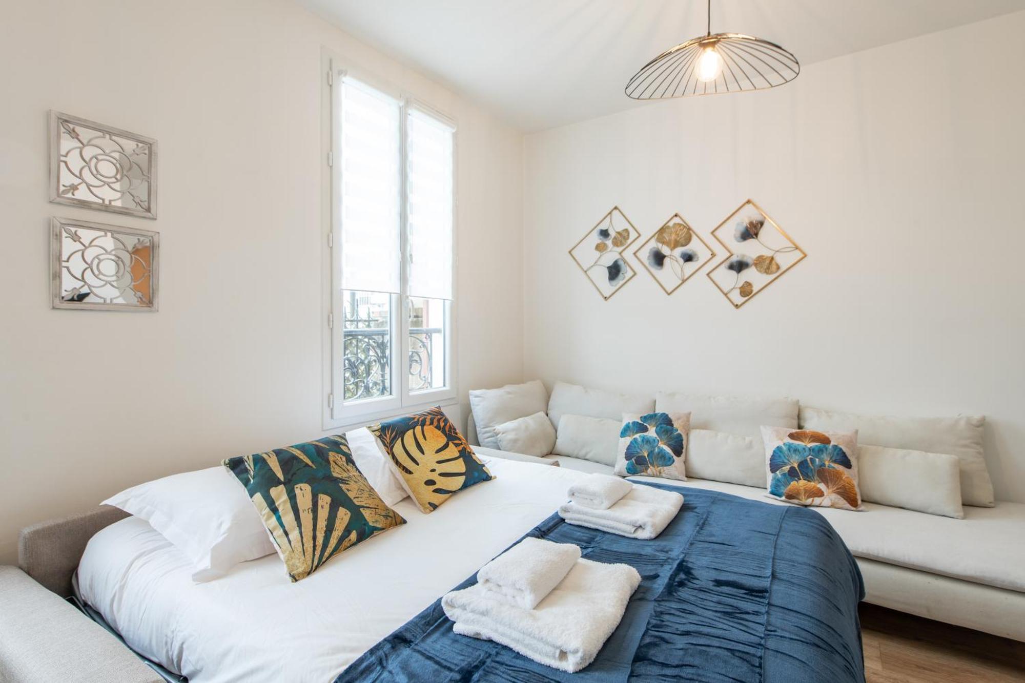 Spacious And Bright 2-Bedroom Large Apartment Very Close To Paris - Near Metro บูโลญบียองกูร์ ภายนอก รูปภาพ