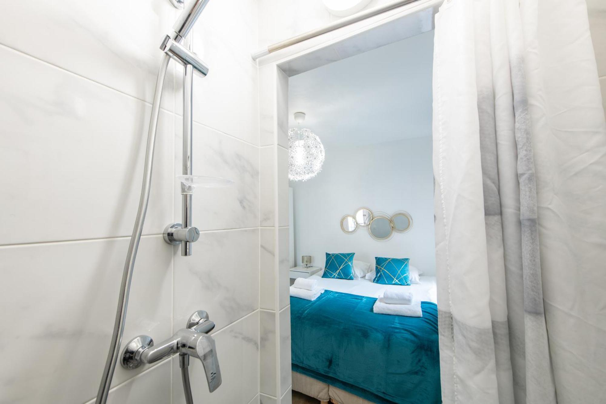 Spacious And Bright 2-Bedroom Large Apartment Very Close To Paris - Near Metro บูโลญบียองกูร์ ภายนอก รูปภาพ