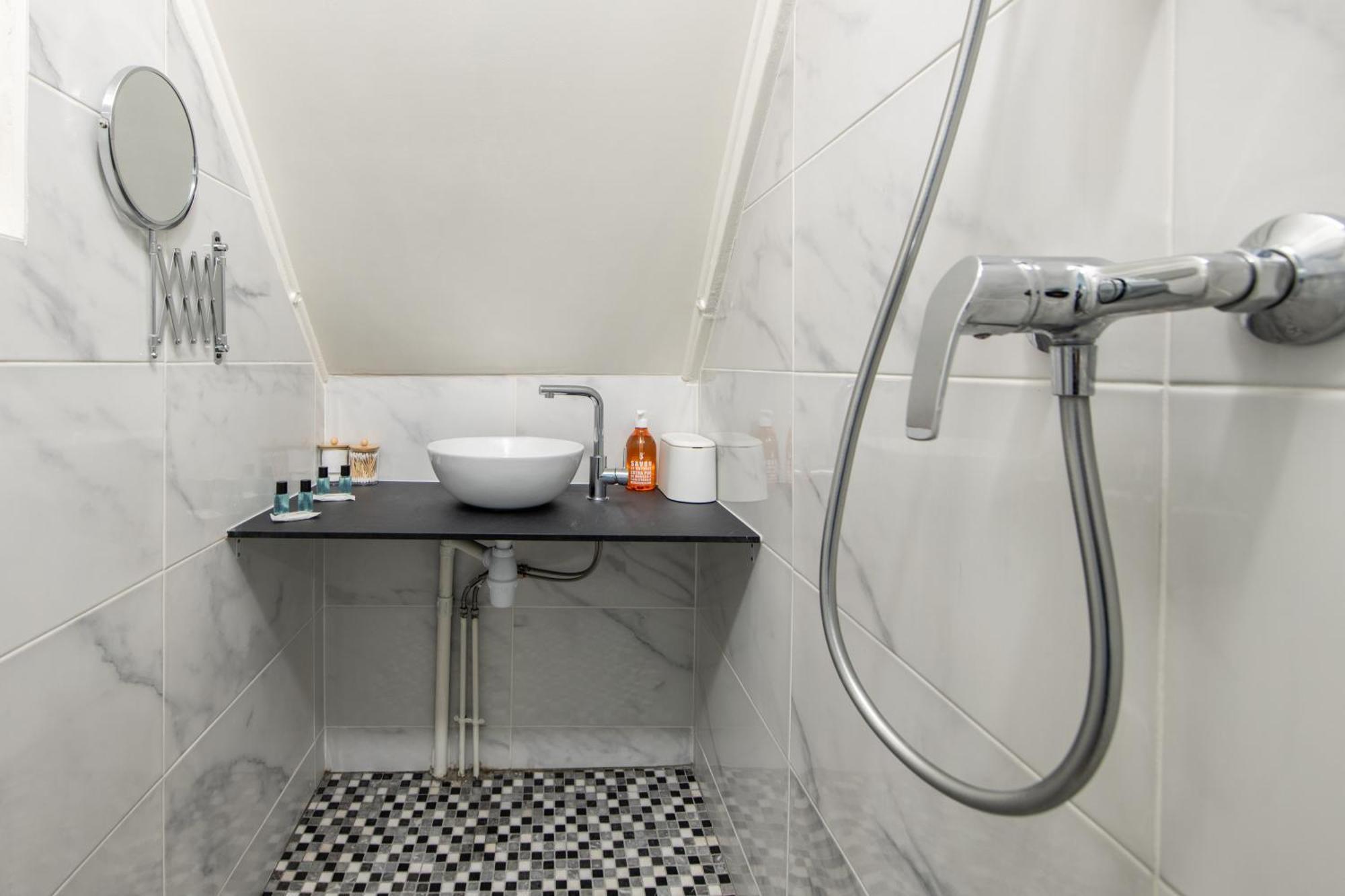 Spacious And Bright 2-Bedroom Large Apartment Very Close To Paris - Near Metro บูโลญบียองกูร์ ภายนอก รูปภาพ